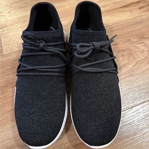 Vessi Cityscape Athletic Shoes (sz w11/m9.5)